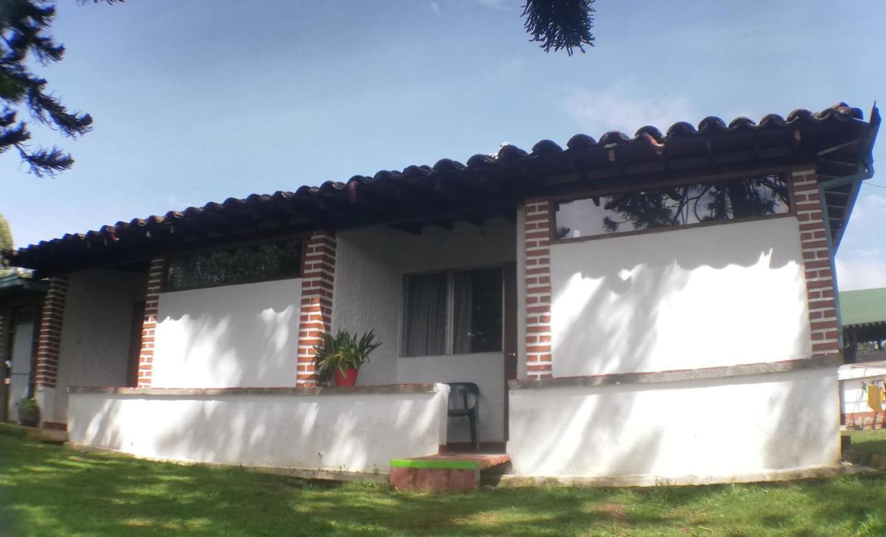 Al Bosque Hostel & Glamping Santa Elena  Exterior photo